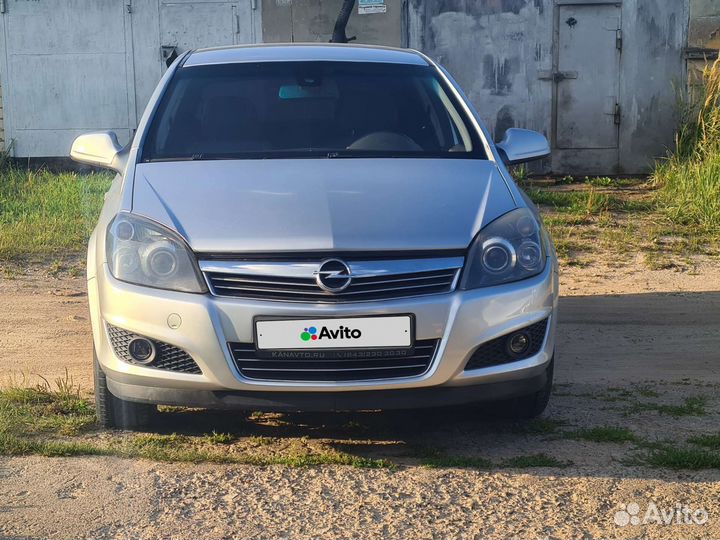 Opel Astra 1.6 AMT, 2011, 173 271 км