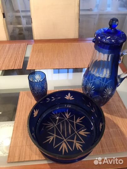 Ваза, графин, цветное стекло, марганцевое