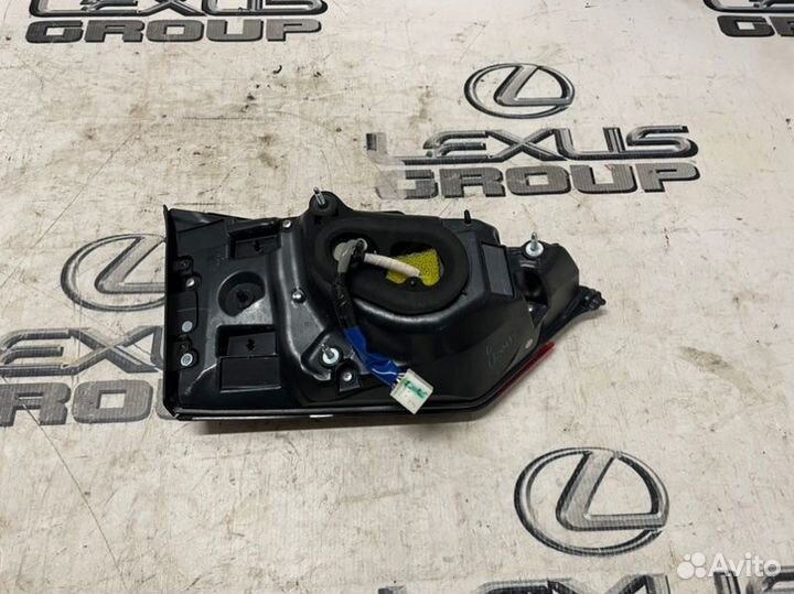 Фонарь прав. зад. Lexus RX450h