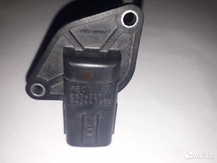 Датчик расхода воздуха MazdaCX-5;CX-3 E5T62271