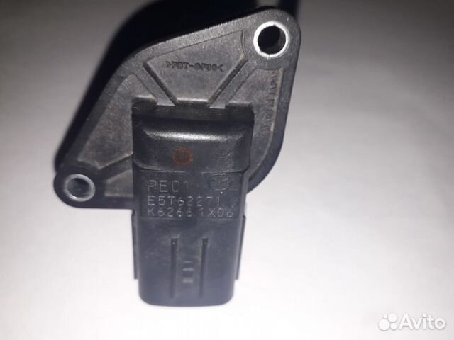 Датчик расхода воздуха MazdaCX-5;CX-3 E5T62271