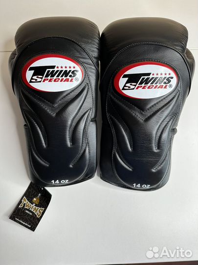 Шлем с бампером Fairtex HG14 Black