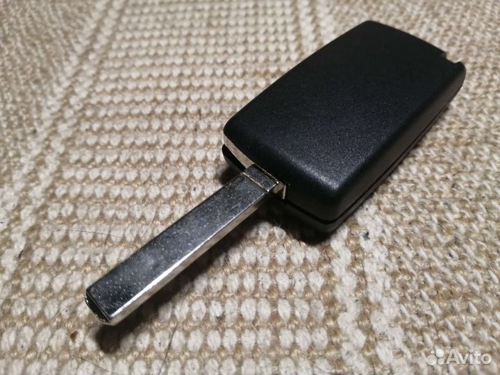 Peugeot 307 / Citroen C4 выкидной чип ключ