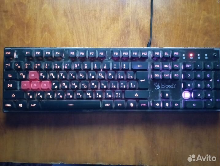 Игровая клавиатура bloody