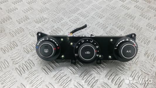 Блок управления печки и климат-контроля KIA CEE'D