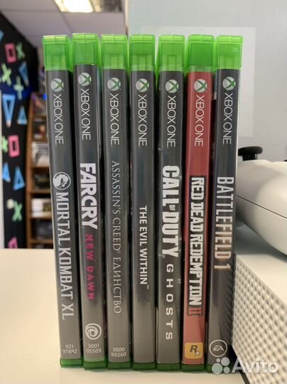 Xbox OneS 1TB+Игры+Джойстик