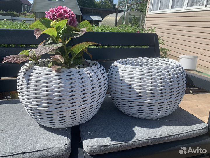 Кашпо из ротанга