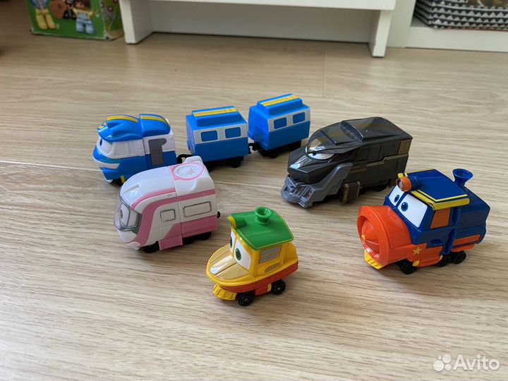 Машинки роботы поезда оригинал