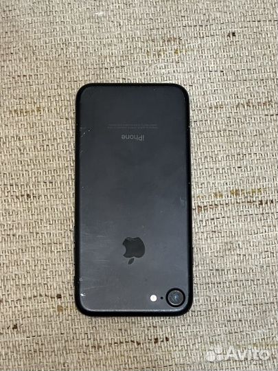 iPhone 7, 32 ГБ