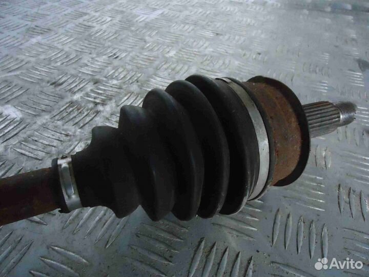 Полуось передняя R Subaru Tribeca WX