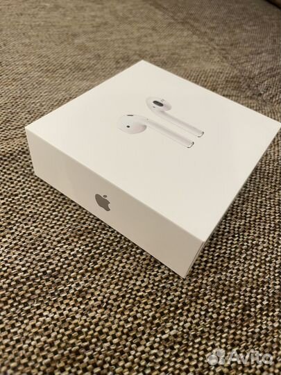 Коробка от наушников apple (AirPods)