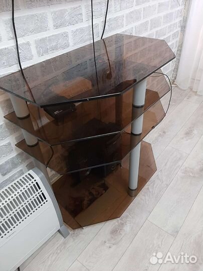 Стол стеклянный