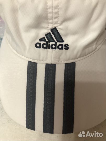 Бейсболка белая adidas