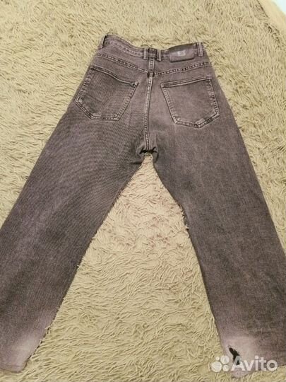 Джинсы Серые