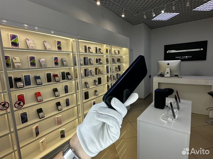 iPhone 15 Pro, 256 ГБ