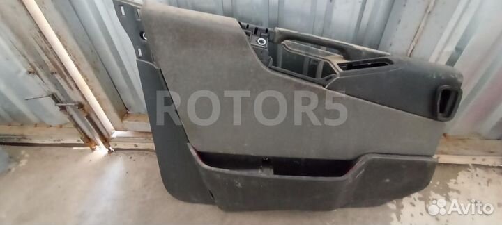 Обшивка двери передней левой Volvo FH 3 2015