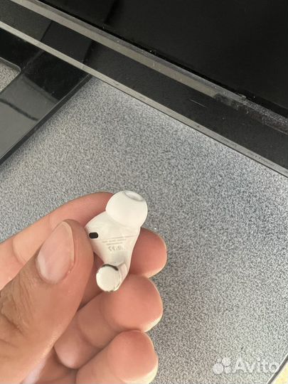 Airpods pro левый наушник