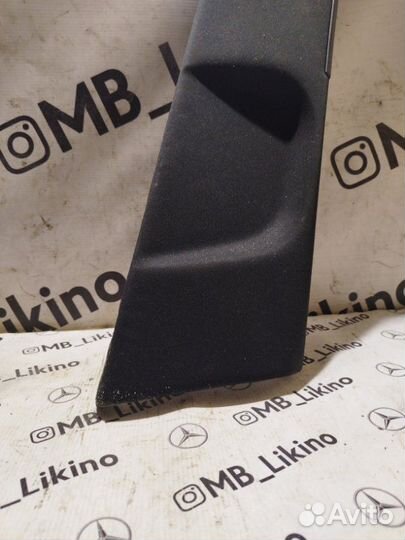 Обшивка центральной стойки правая Mercedes S-Class