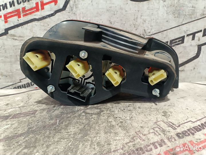 Фонарь BMW Z4 E85 E86 1 модель правый 63217165724 FA374