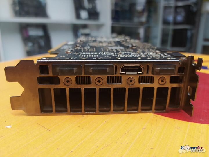 Asus GeForce GTX 1080 Ti Turbo 11Gb