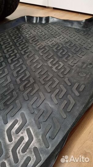 Коврик в багажник