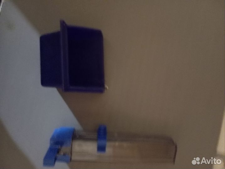 Кормушка и поилка для попугая