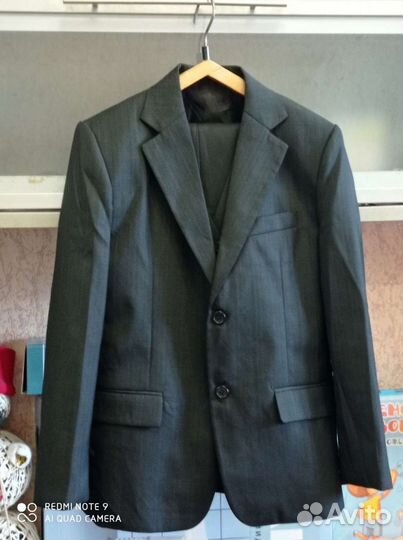 Школьный костюм