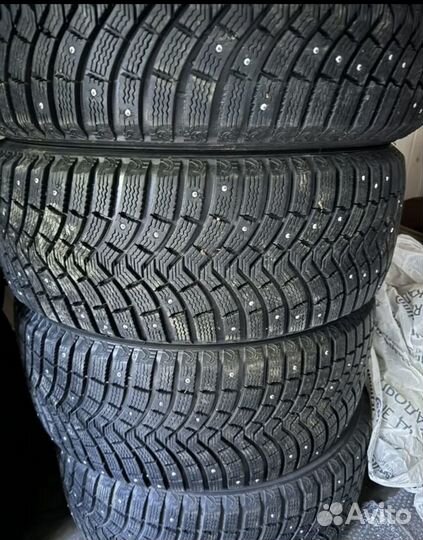 Michelin Latitude X-Ice 255/55 R19