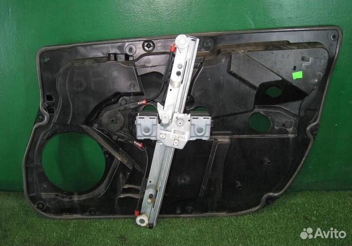 Стеклоподъемник передний левый Ford Fiesta (CB1)