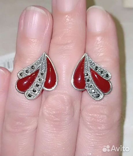 Серебряные серьги с агатом и марказитами