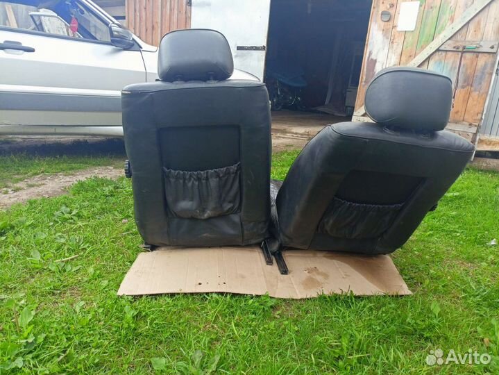 Продам сиденья