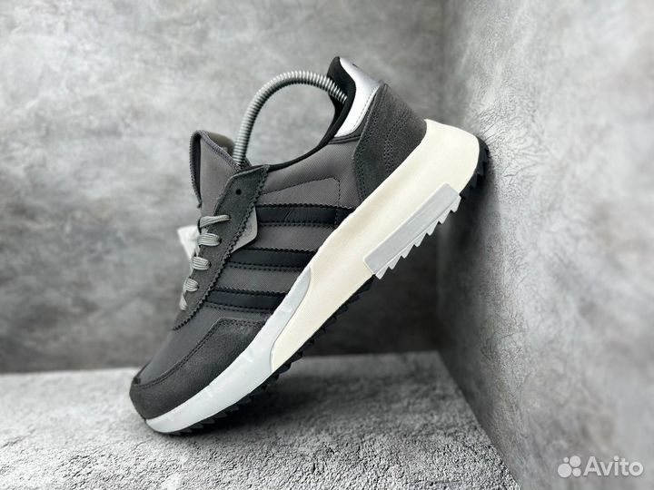 Крутые кроссовки Adidas Petropy (Арт.58049)