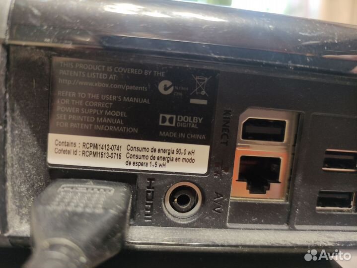 Xbox 360 E 250гб, 1 джостик