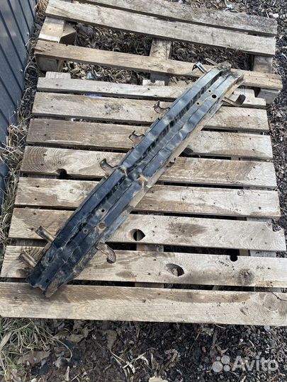 Усилитель переднего бампера Chevrolet aveo t250