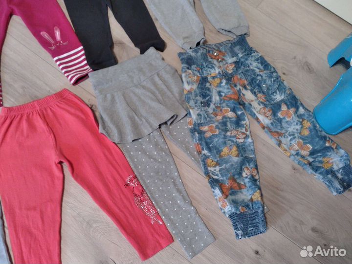 Одежда для девочки пакетом 92-98,104