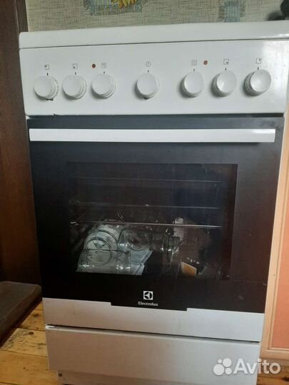 Кухонная плита Electrolux