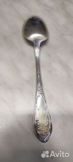 Серебряная столовая ложка
