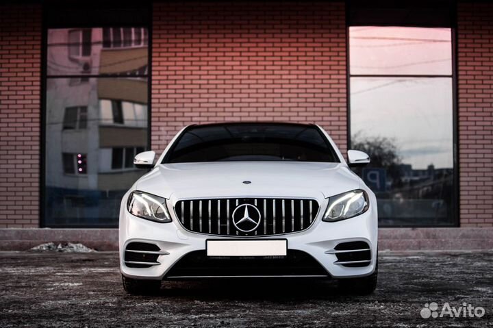 Аренда автомобиля на свадьбу Mercedes E class