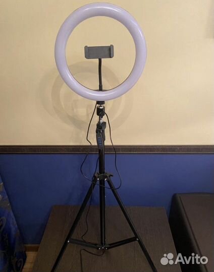 Профессиональная Кольцевая лампа со штативом