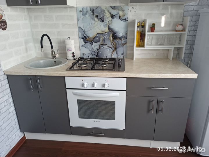 Кухонные гарнитуры бу с техникой