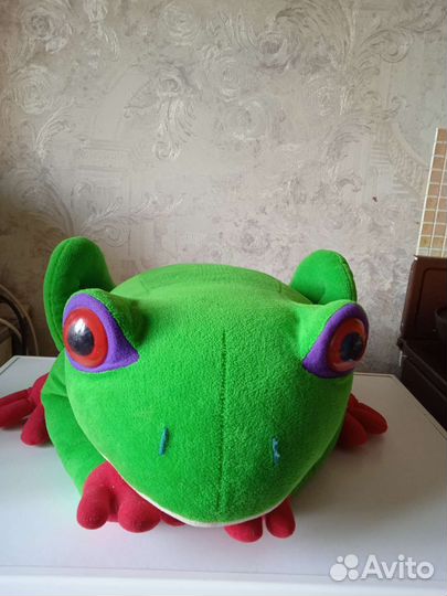 Лягушка большая мягкая игрушка