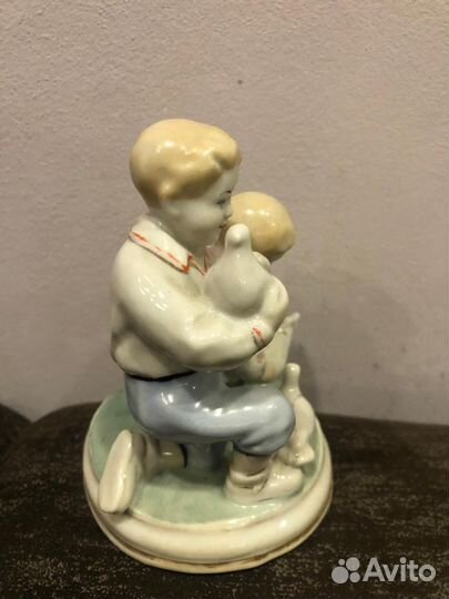 Фарфоровые статуэтки