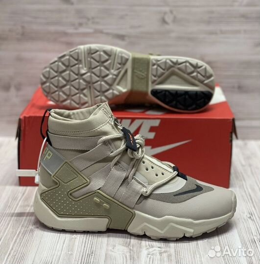 Кроссовки Nike Air Huarache Gripp Desert Ash