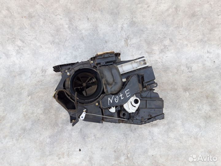 Корпус Печки отопителя Ниссан Ноте