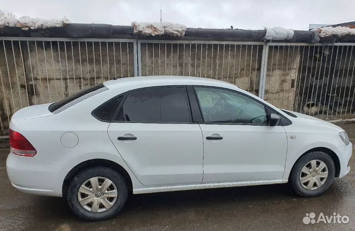 В разборе Volkswagen Polo 5