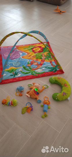 Развивающий коврик tiny love