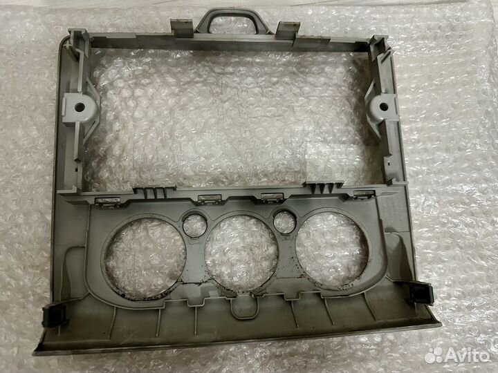 Рамка магнитолы ford focus 2