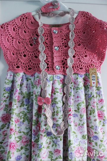 Платье для девочки новое (Hello Kitty)