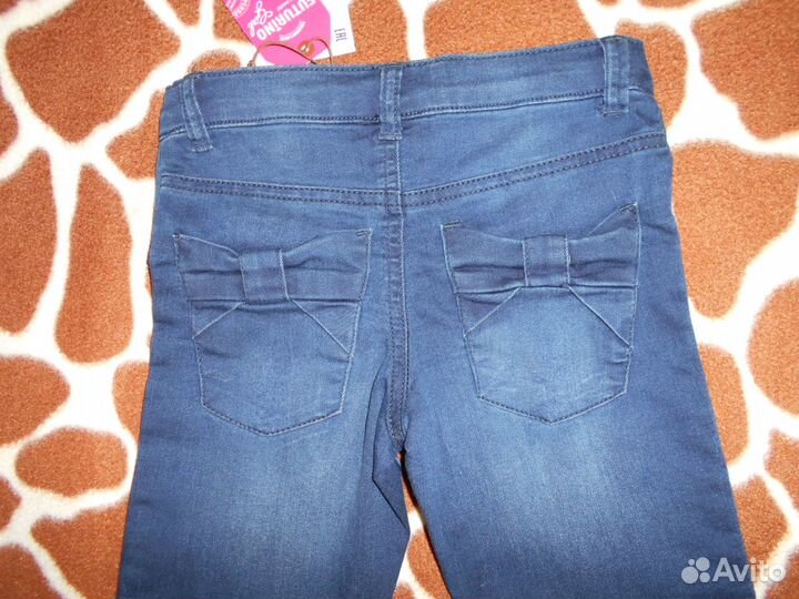 Новые джинсы для девочки (р. 116)
