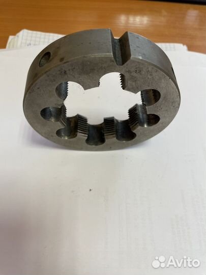 Плашка М60х2